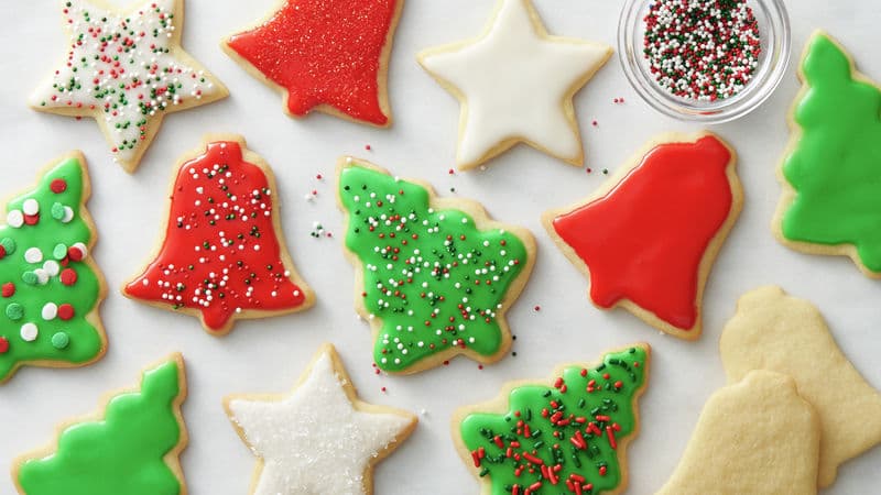 Dazzling Decorating Tips to Spruce Up Your Christmas Cookies